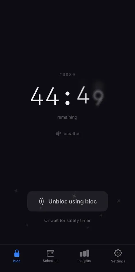 With bloc: the app during a session, 44 minutes remaining, and a button that says Unbloc using bloc